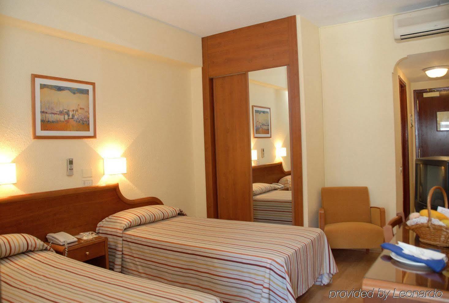 Adonis Plaza Hotel